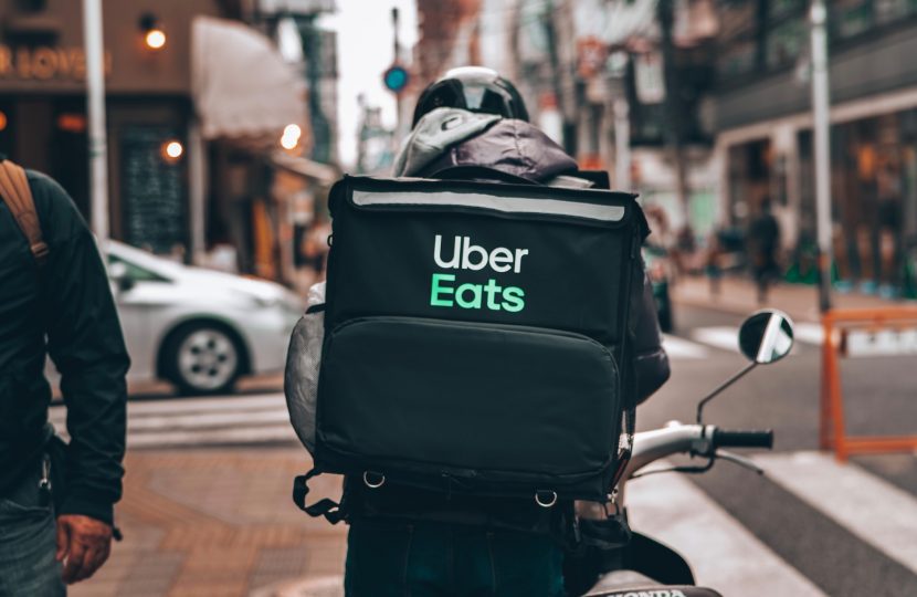 uber eats delivyer